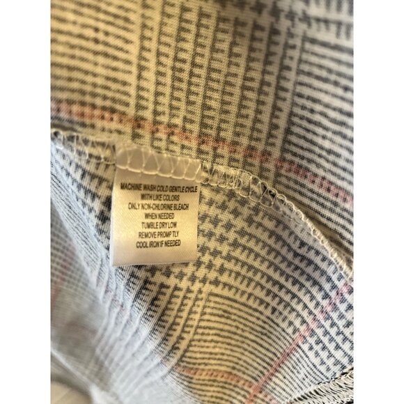 French Laundry Women’s Open Front Cardigan – Black, White & Red Plaid – Size M – - Picture 4 of 5